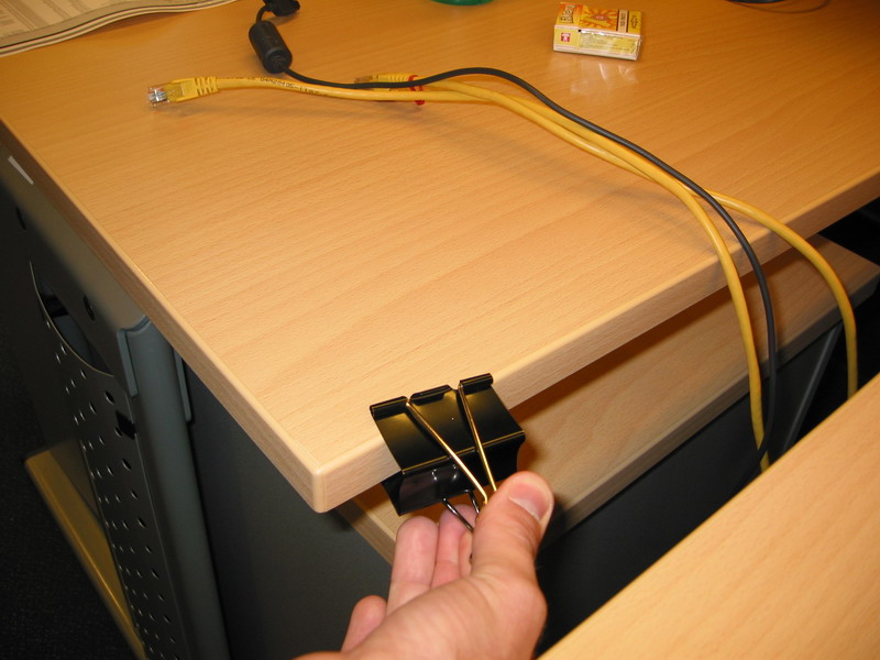 GRYNX » Binder clips and cables